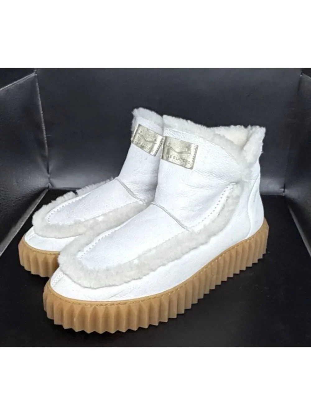 Viole Blanche Bice Shearling Line Ankle Bootie Boots Platform Size 40/USA 10